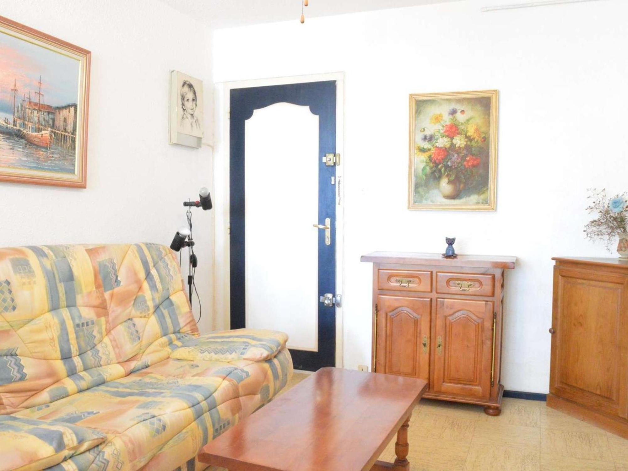 Apartment Appartement Cosy Proche Mer: 2 Pieces, 4 Couchages, Narbonne Plage - Fr-1-229B-19 *